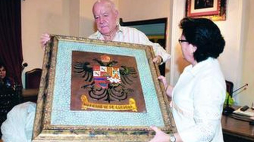 TOMAS MUÑOZ